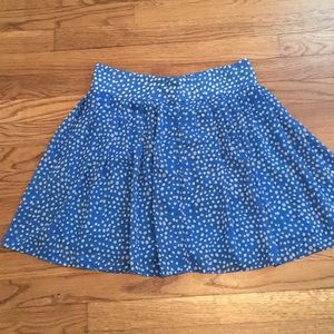 Blue and white polka dot mini with pockets, size s